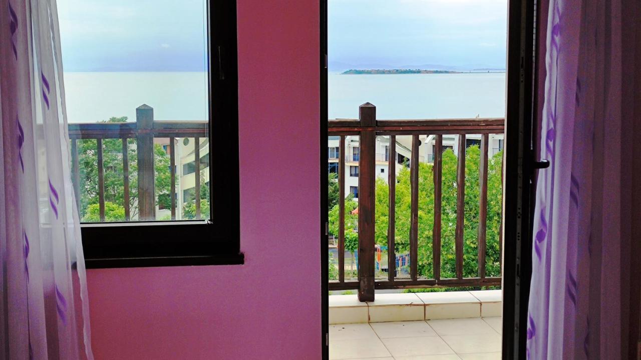 Marina Delfin Apartments - Top Location & Pet Friendly Święty Włas Zewnętrze zdjęcie