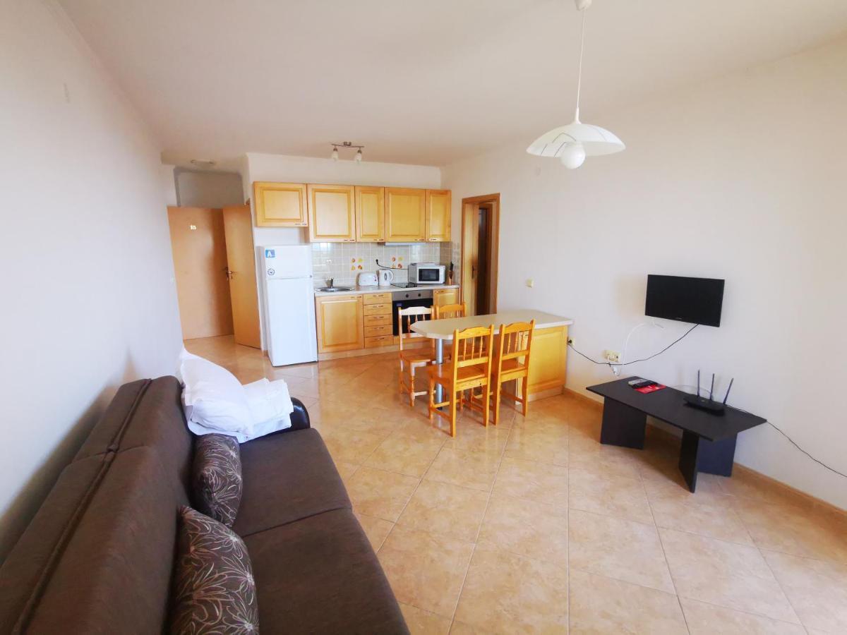 Marina Delfin Apartments - Top Location & Pet Friendly Święty Włas Zewnętrze zdjęcie