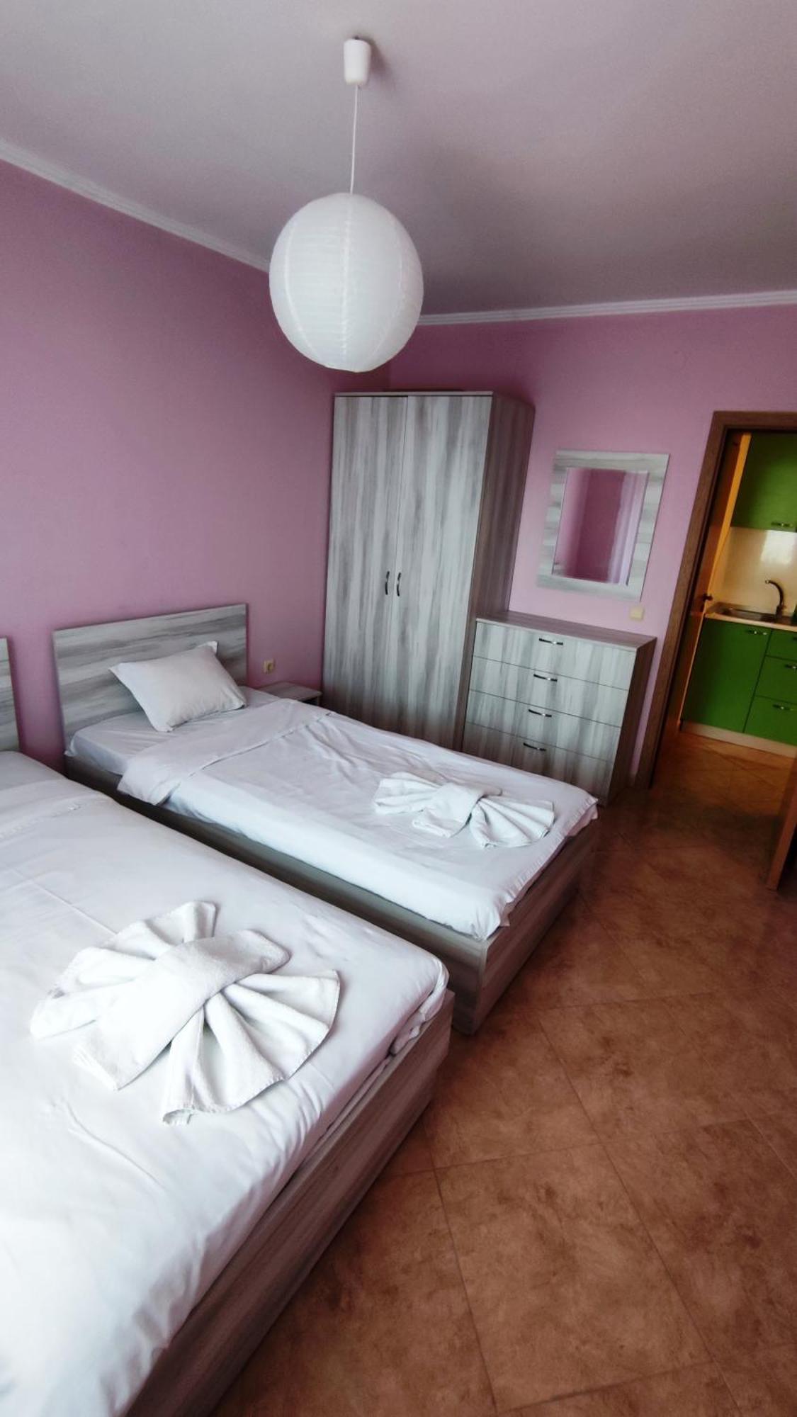 Marina Delfin Apartments - Top Location & Pet Friendly Święty Włas Zewnętrze zdjęcie