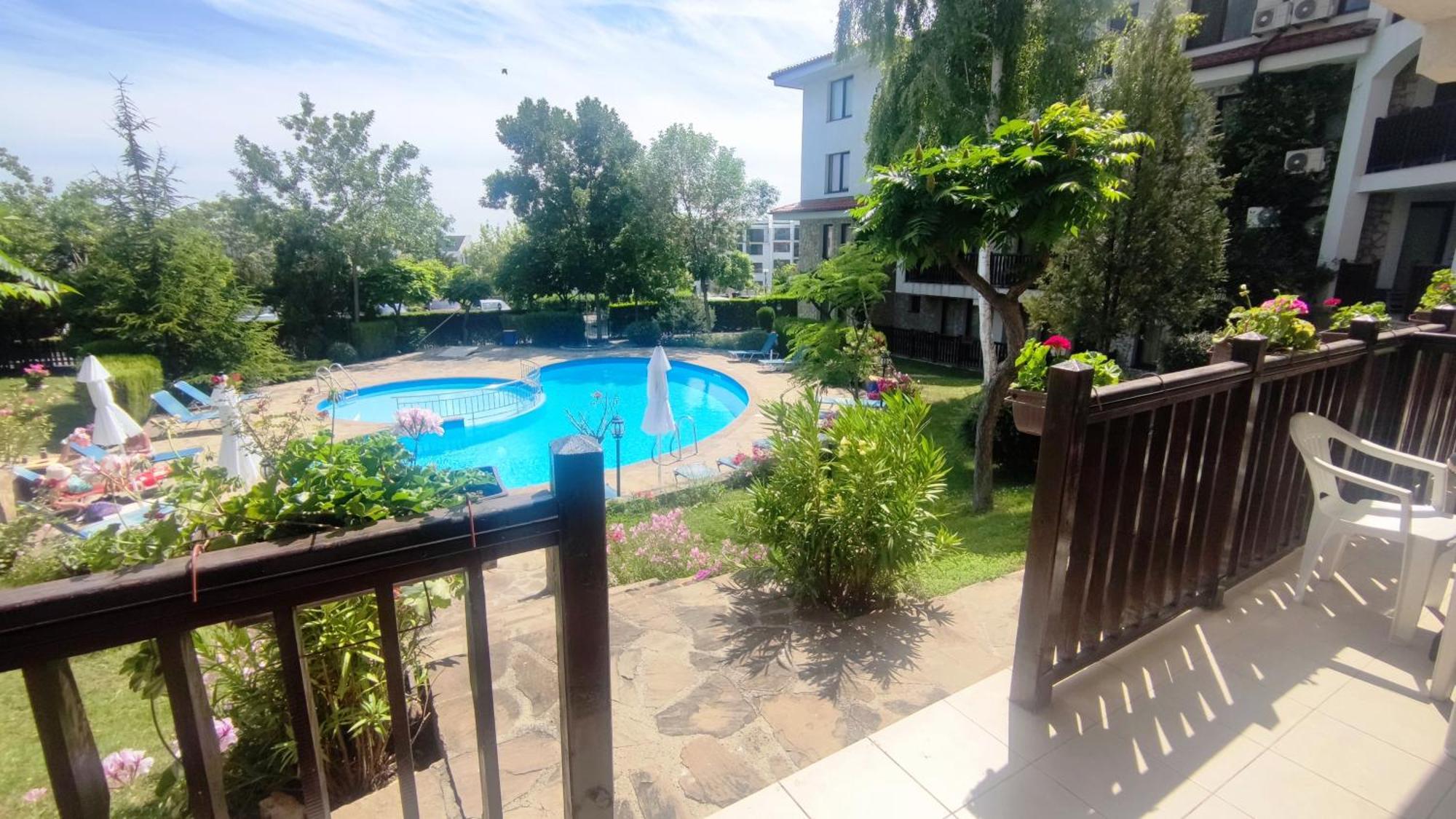 Marina Delfin Apartments - Top Location & Pet Friendly Święty Włas Zewnętrze zdjęcie