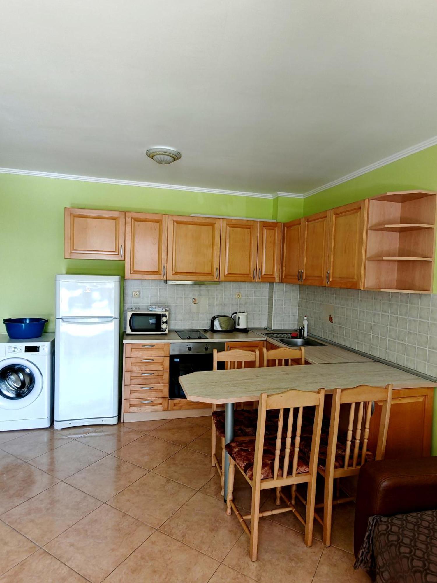 Marina Delfin Apartments - Top Location & Pet Friendly Święty Włas Zewnętrze zdjęcie