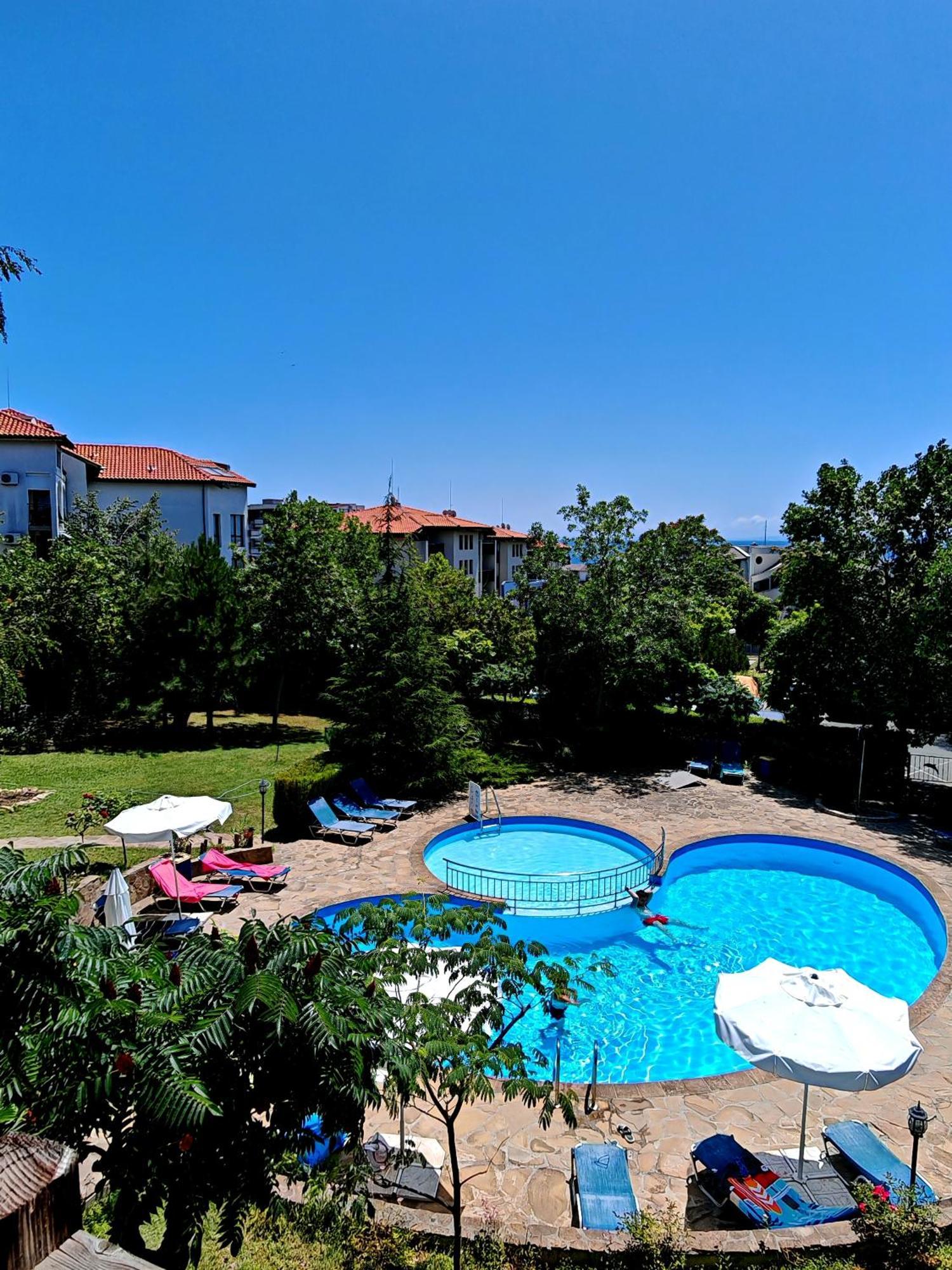 Marina Delfin Apartments - Top Location & Pet Friendly Święty Włas Zewnętrze zdjęcie